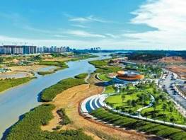 孔雀湾区域修复后（右）