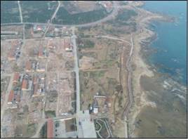 蓝湾整治“植绿化”前（左）